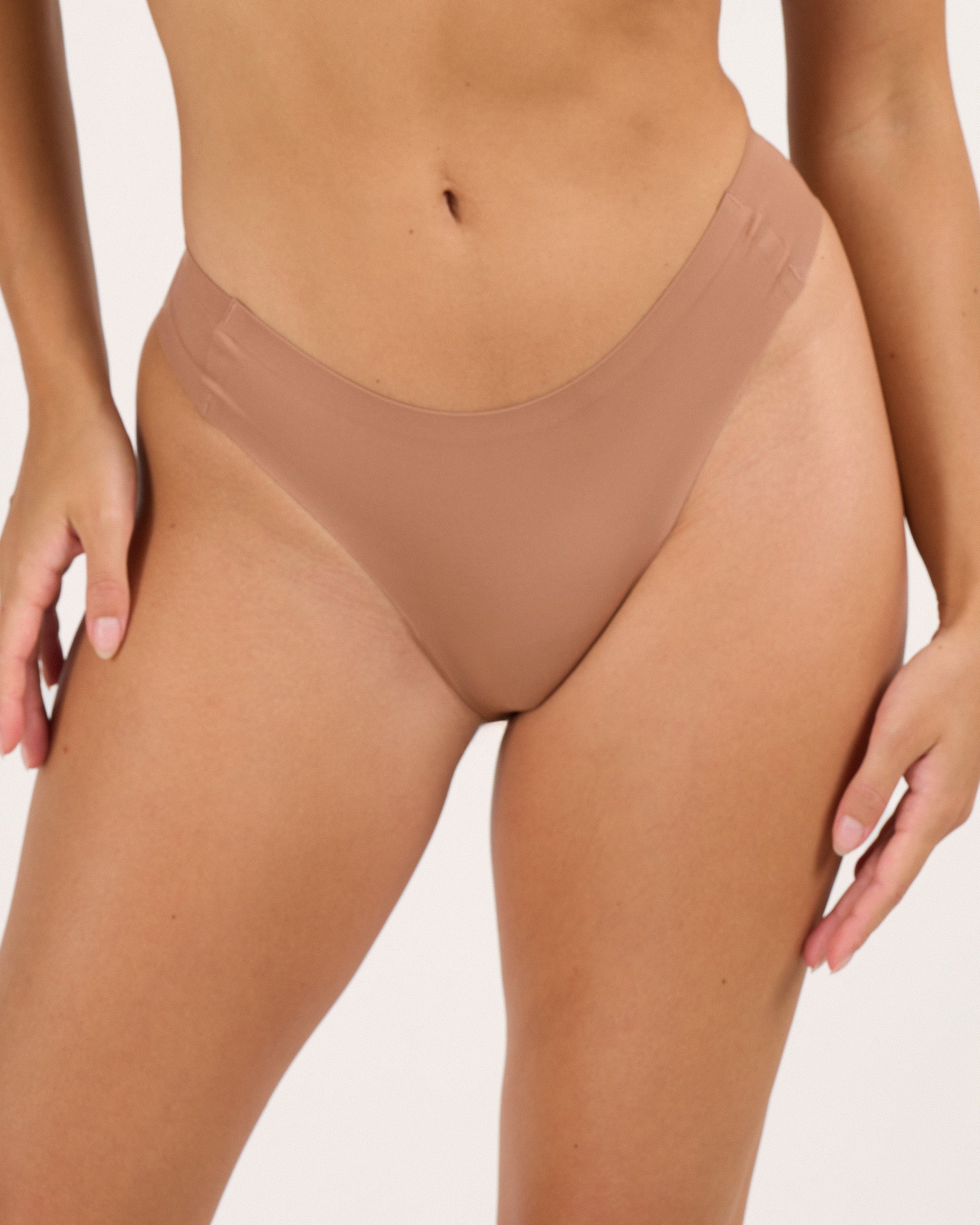 Seamless Thong